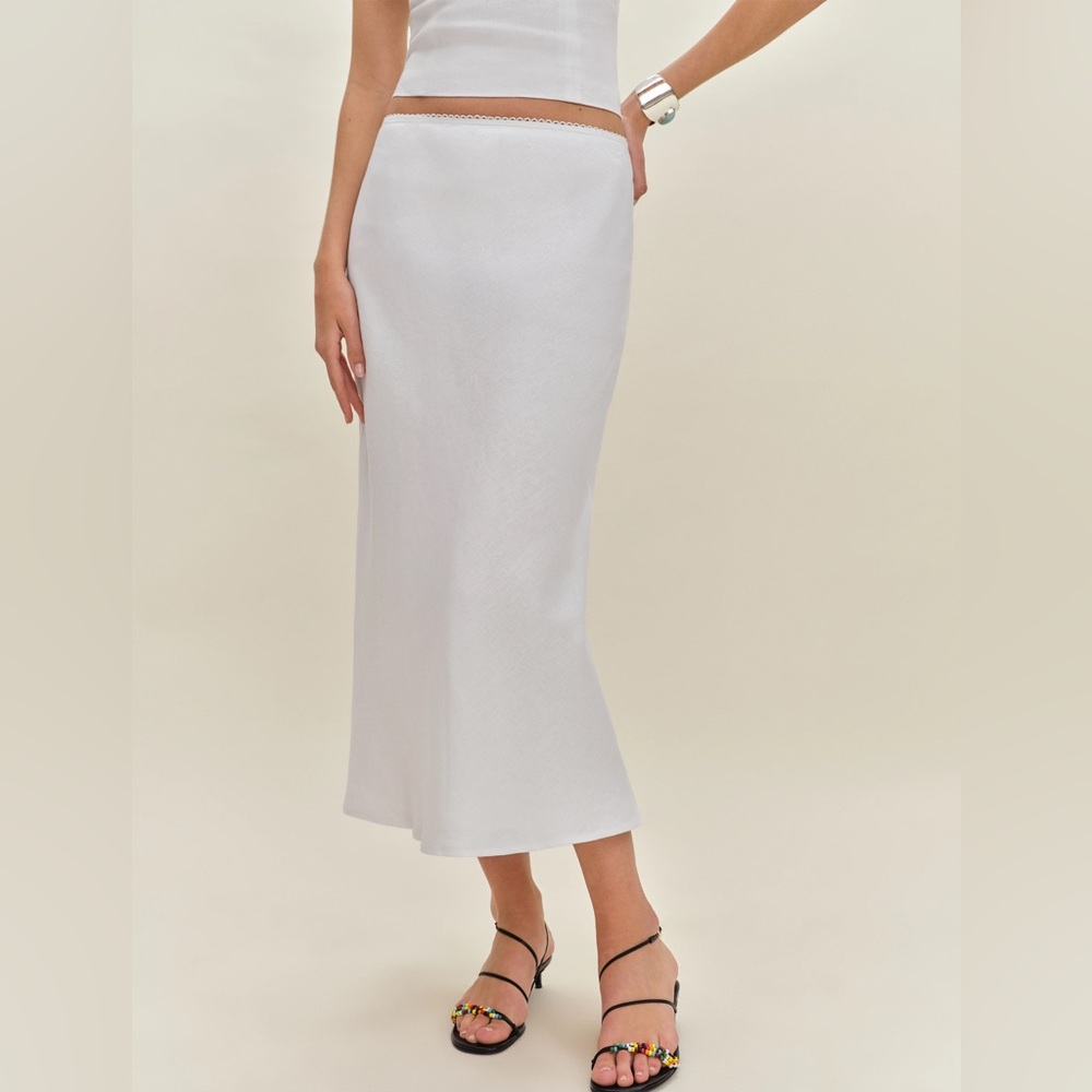 Reformation white linen skirt amazing condition! XS